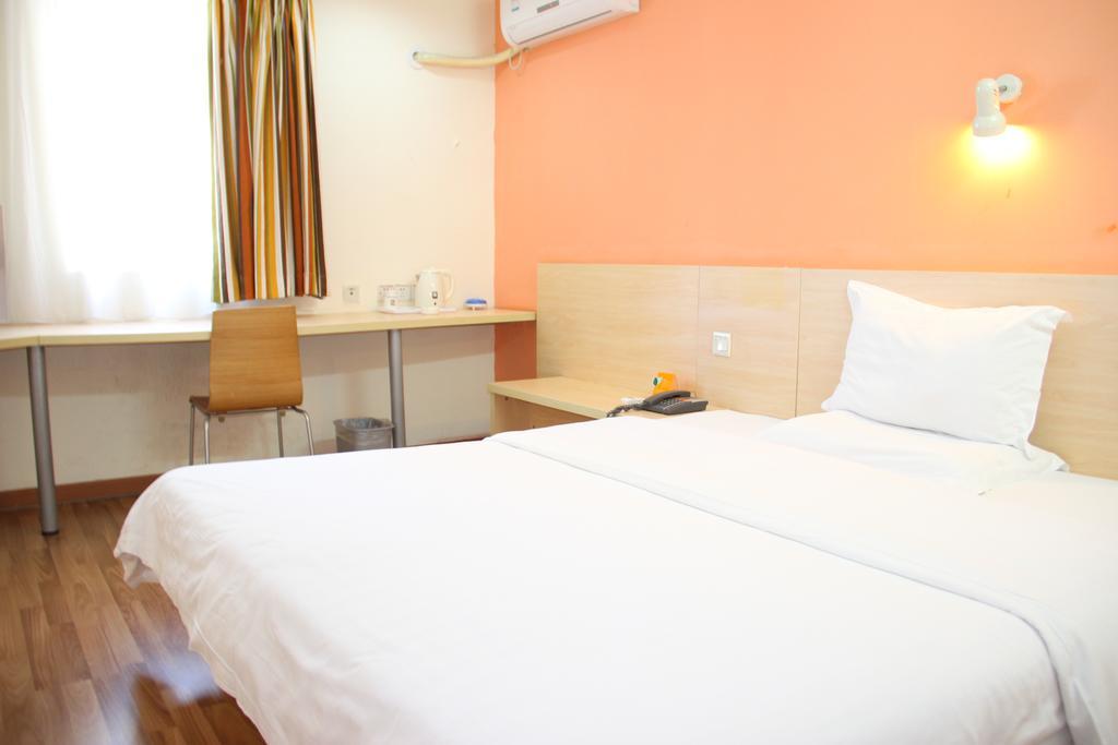 7Days Inn Chengdu Wuda Garden Chambre photo