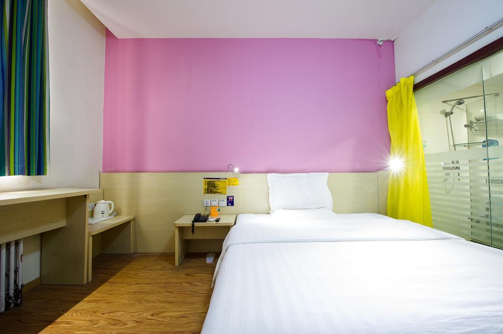 7Days Inn Chengdu Wuda Garden Extérieur photo