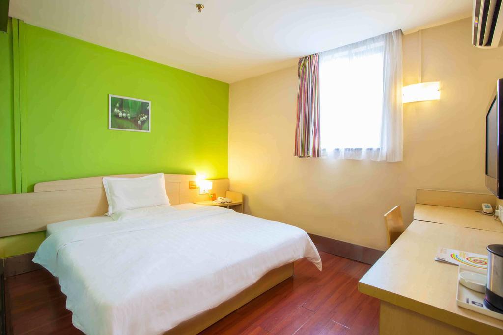 7Days Inn Chengdu Wuda Garden Extérieur photo
