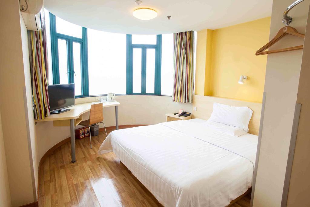 7Days Inn Chengdu Wuda Garden Extérieur photo