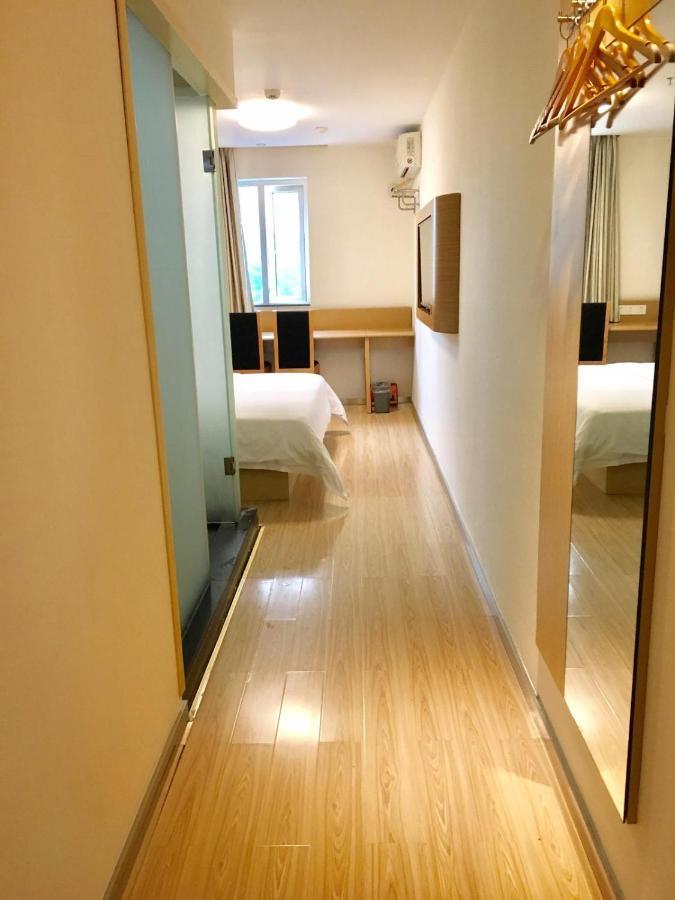 7Days Inn Chengdu Wuda Garden Extérieur photo